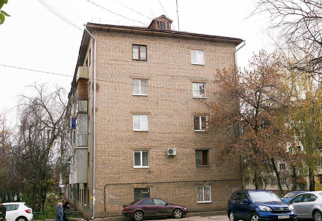 Ufa, Бульвар Славы, 18