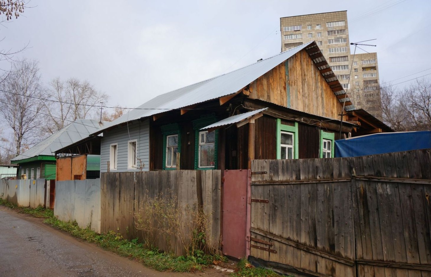Пермь, Подгорная улица, 64; Подгорная улица, 66