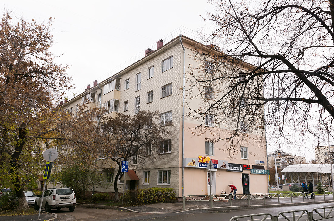 Уфа, Проспект Октября, 125 / Бульвар Славы, 19