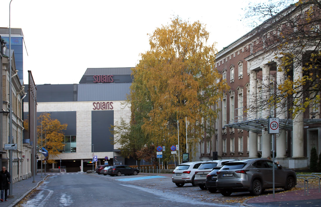 Таллин, Estonia puiestee, 9 / Rävala puiestee, 12; Sakala, 1/3