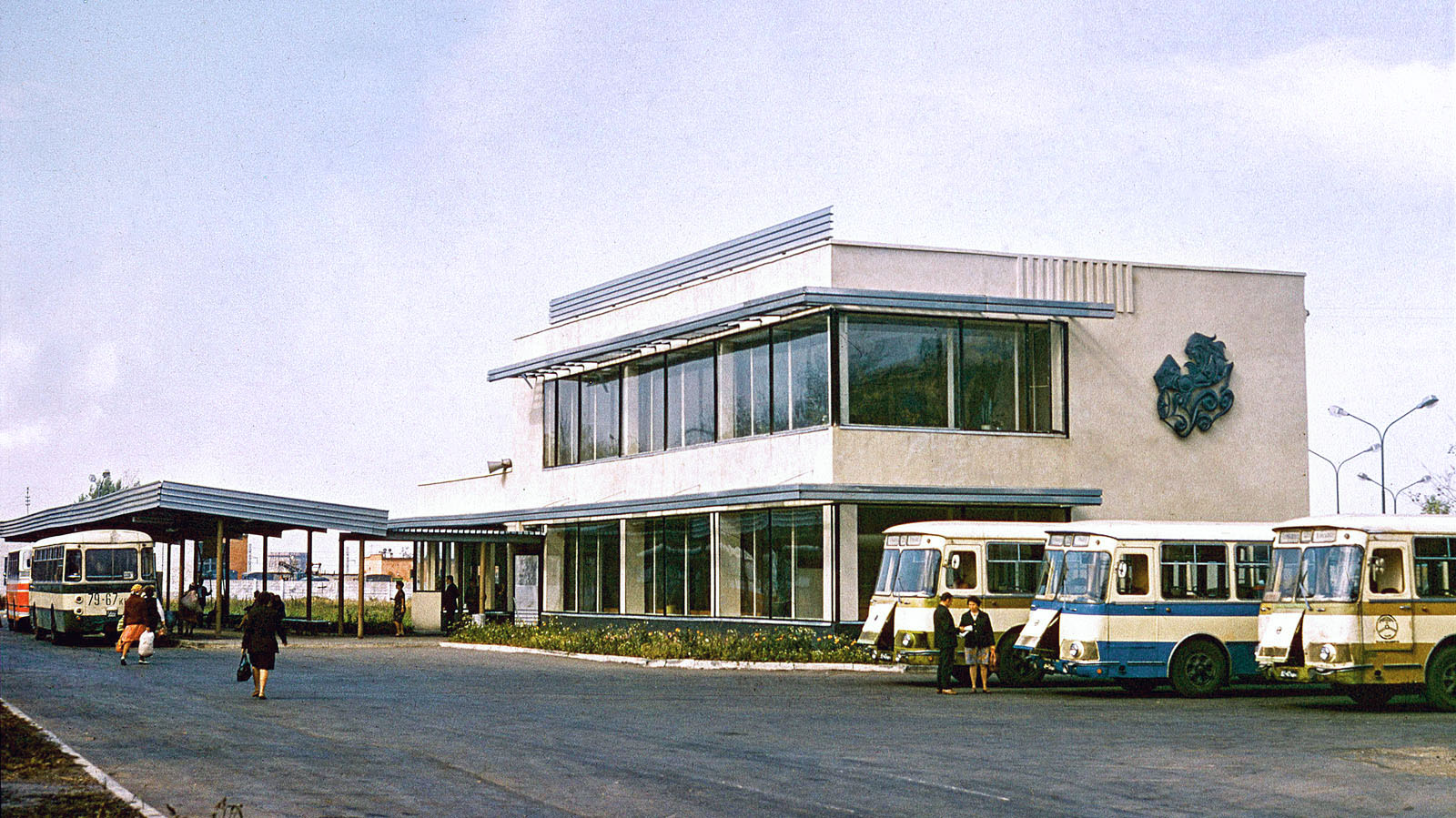 Novokuybyshevsk, Улица 50-летия НПЗ, 1А