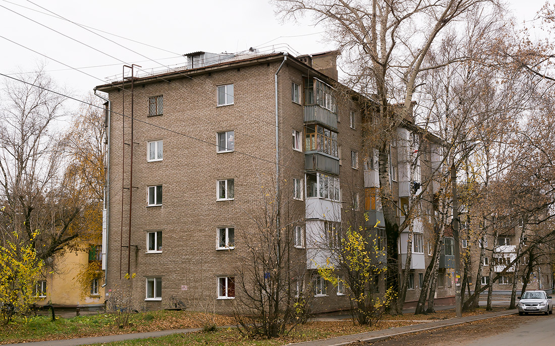 Уфа, Улица Коммунаров, 22