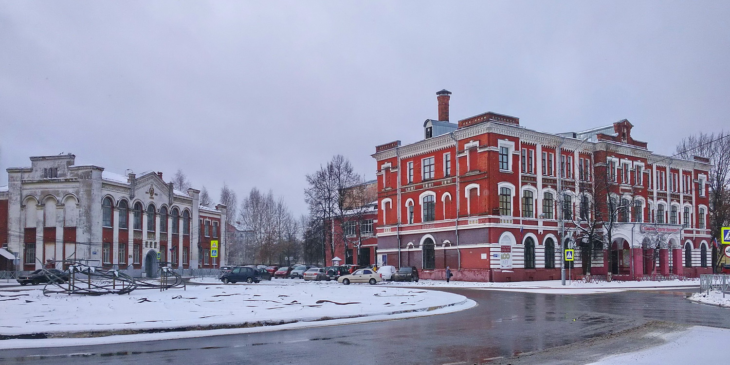 Ярославль, Улица Будкина, 9; Улица Стачек, 53