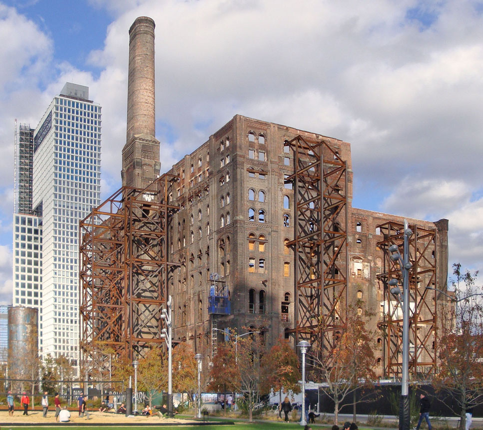 Нью-Йорк, Kent Avenue (B), 320