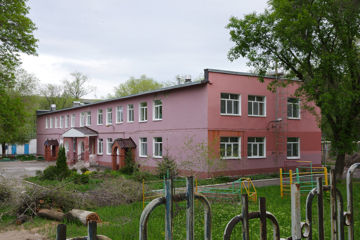 Новокуйбышевск, Улица Гагарина, 6