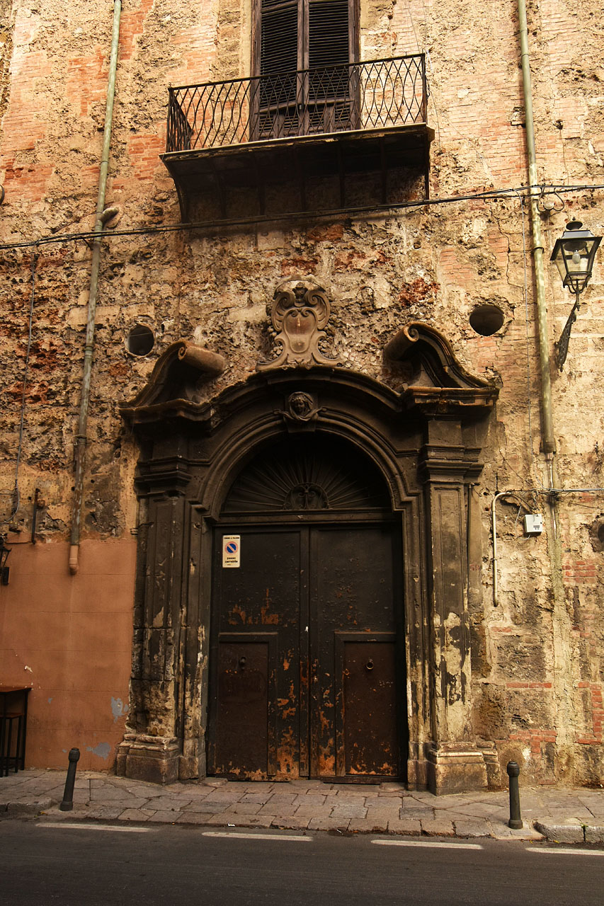 Палермо, Via Vittorio Emanuele, 47