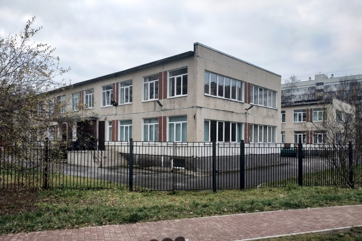 Санкт-Петербург, Улица Ушинского, 9 корп. 2