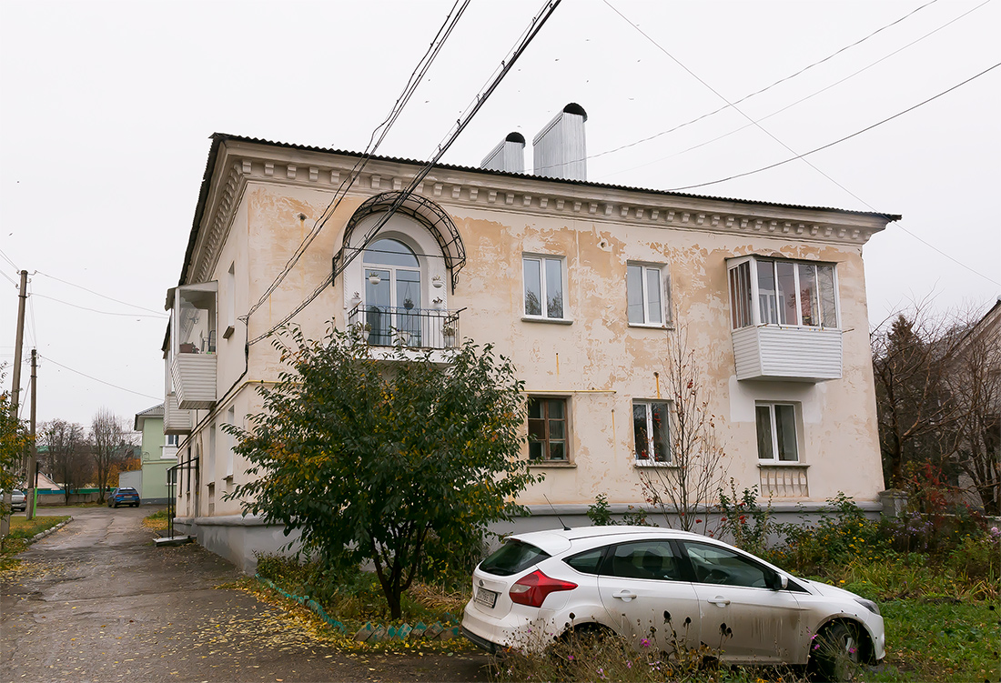 Октябрьский, Улица Калинина, 5