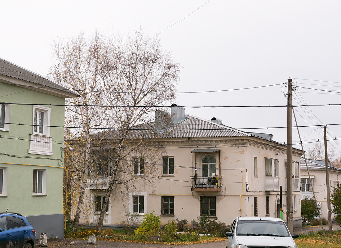 Октябрьский, Улица Калинина, 5