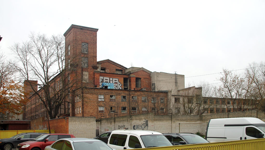 Таллин, Manufaktuuri, 5