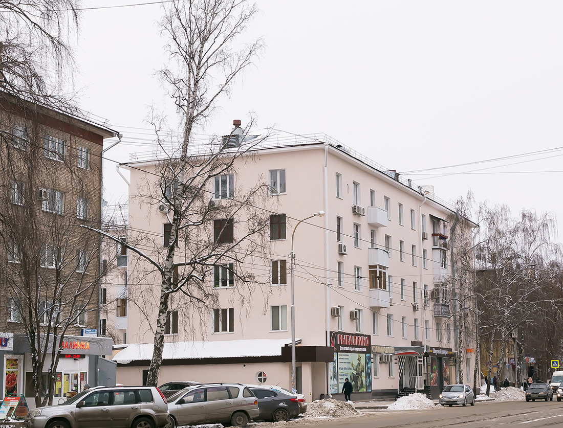 Уфа, Улица Пархоменко, 97 / Революционная улица, 101