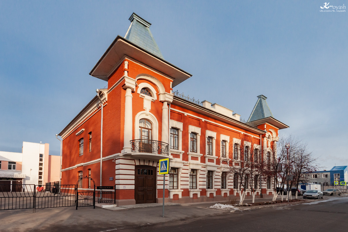 Kaasan, Мало-Московская улица, 12