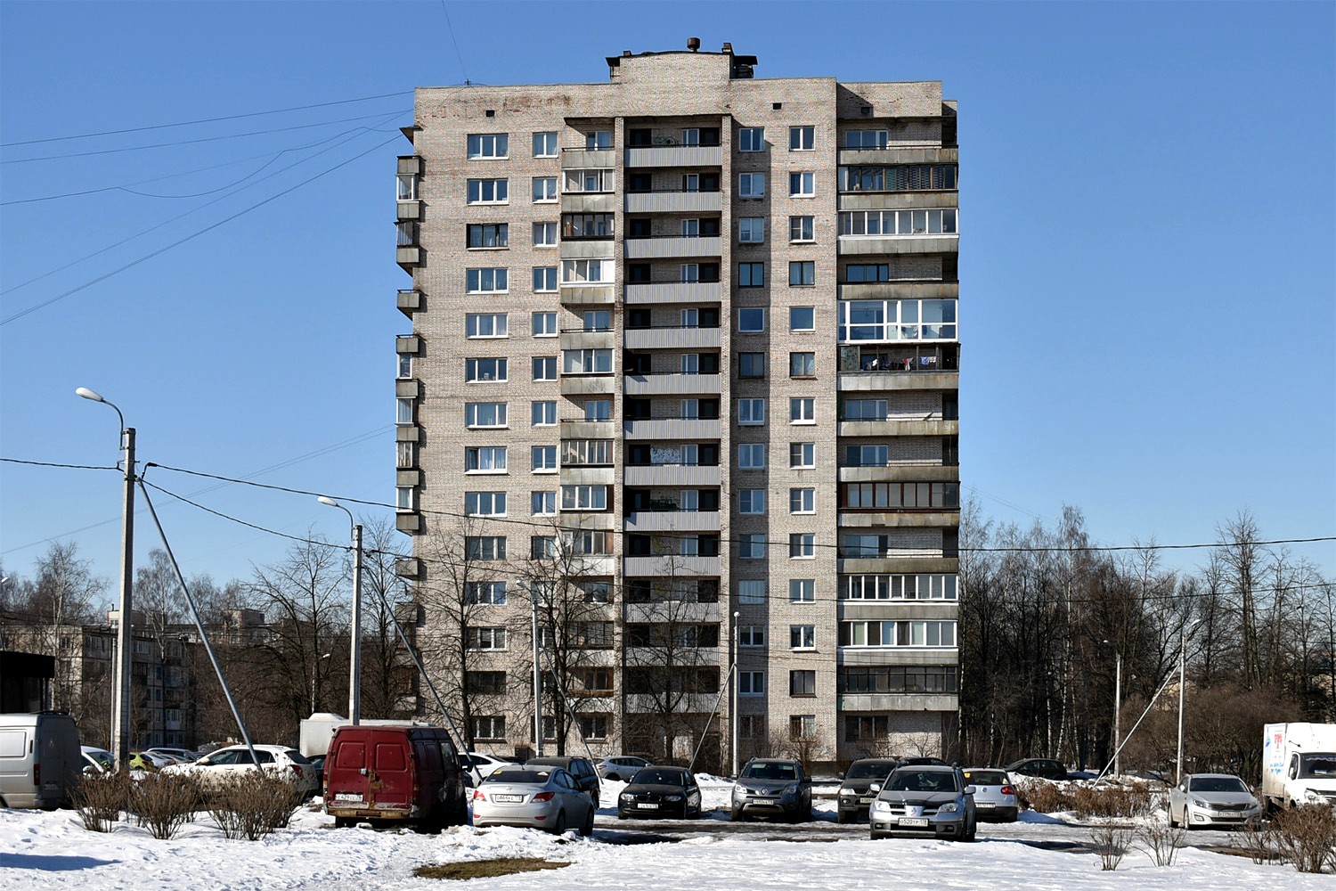 Санкт-Петербург, Шоссе Революции, 27