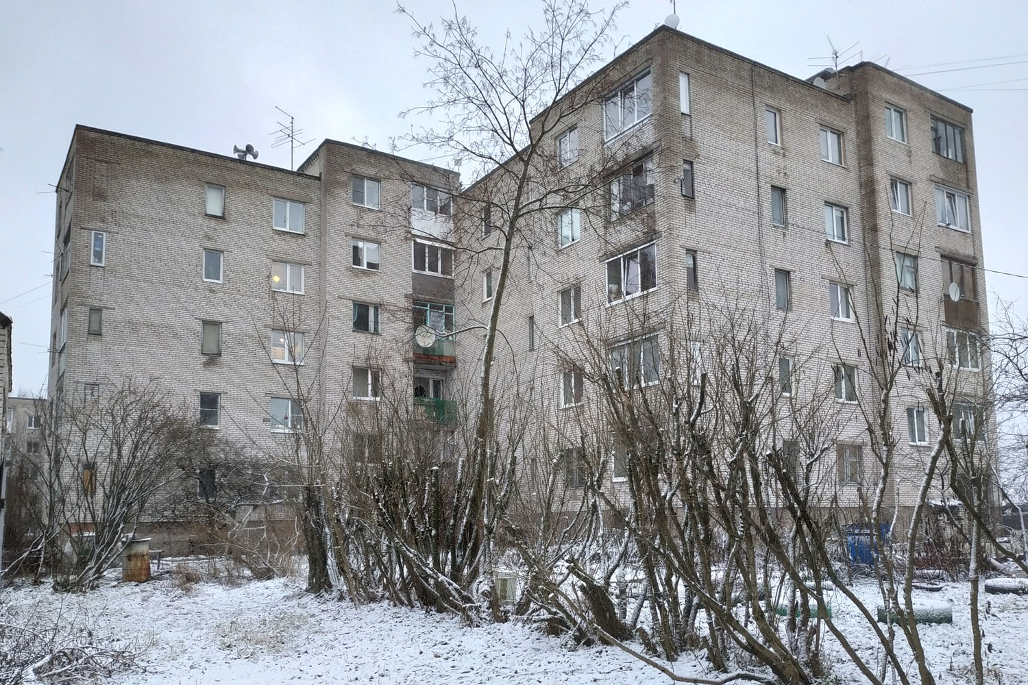 Рахья, Ленинградское шоссе, 31; Ленинградское шоссе, 30