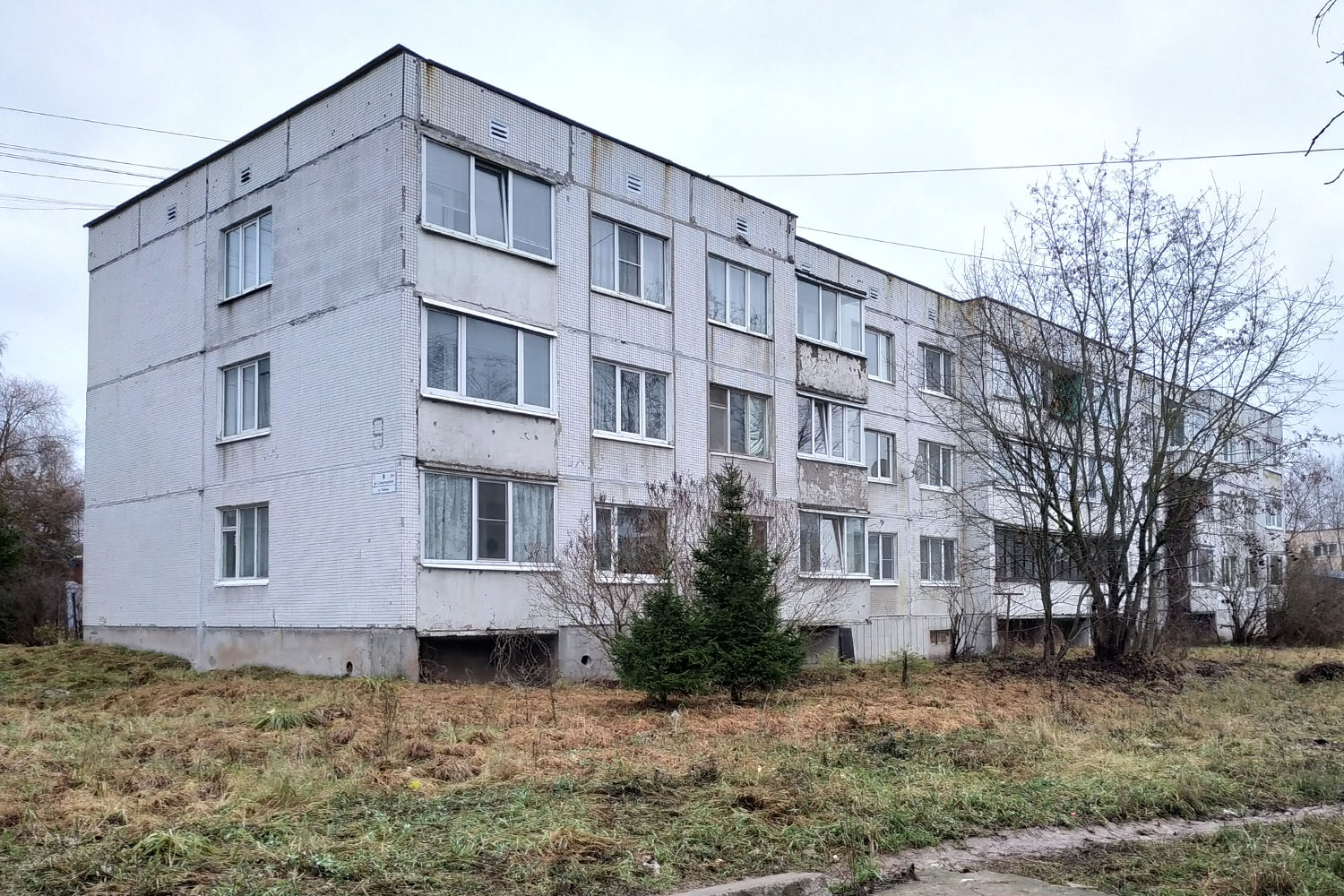 Гатчинский округ, прочие н. п., Тайцы, Санаторская улица, 9