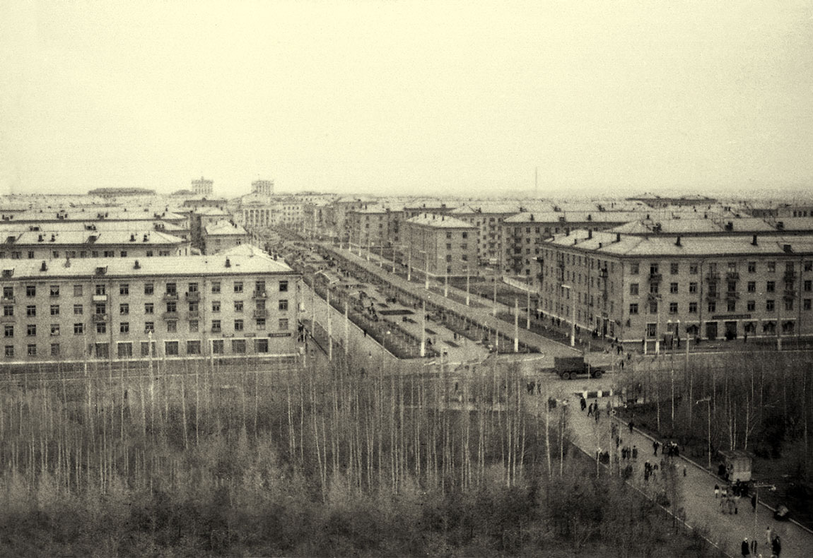 Уфа, Первомайская улица, 1 / Улица Комарова, 32; Первомайская улица, 2 / Улица Комарова, 30; Первомайская улица, 6; Первомайская улица, 14; Первомайская улица, 27 / Улица Ульяновых, 30; Первомайская улица, 26 / Улица Ульяновых, 28