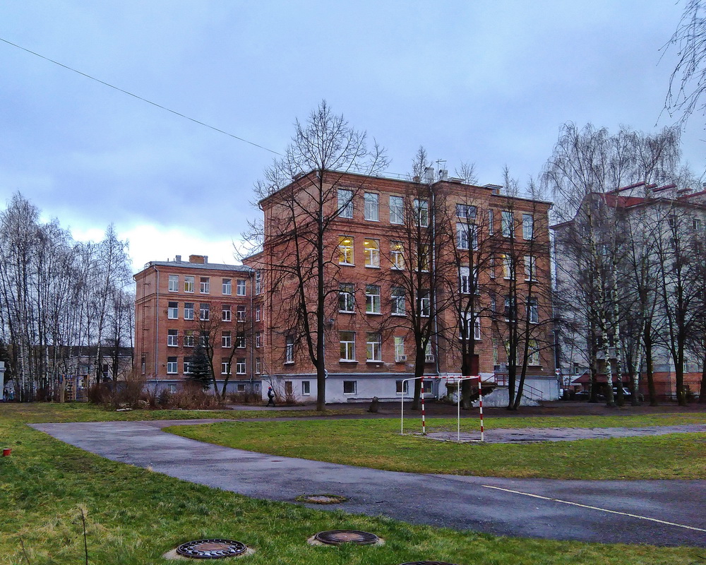 Ярославль, Улица Салтыкова-Щедрина, 42