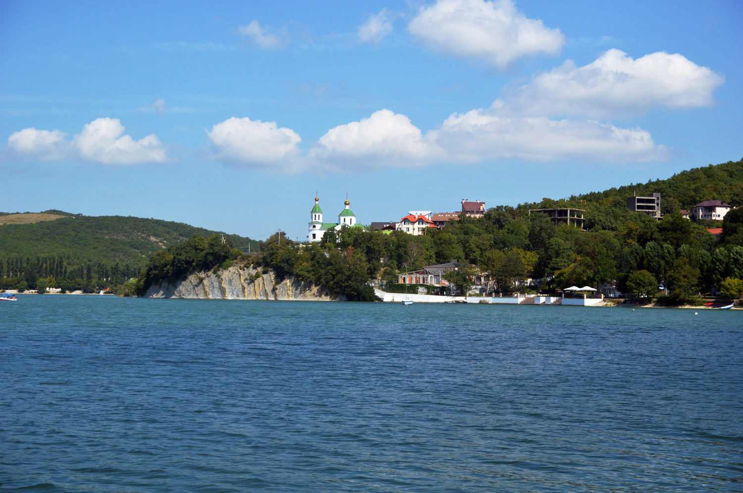 Новороссийск, С. Абрау - Дюрсо, Промышленная улица, 50