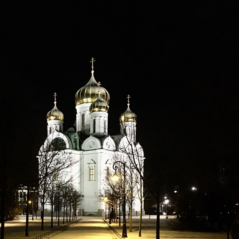 Пушкiн, Соборная площадь, 1