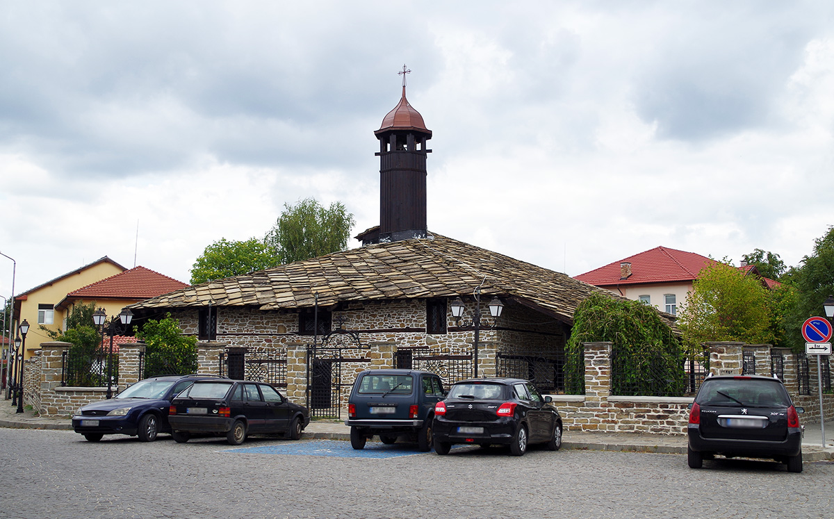 Трявна, Улица Ангел Кънчев, 9