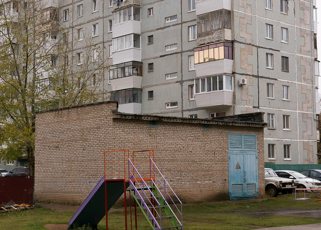 Октябрьский, Улица 24-й микрорайон, 27*