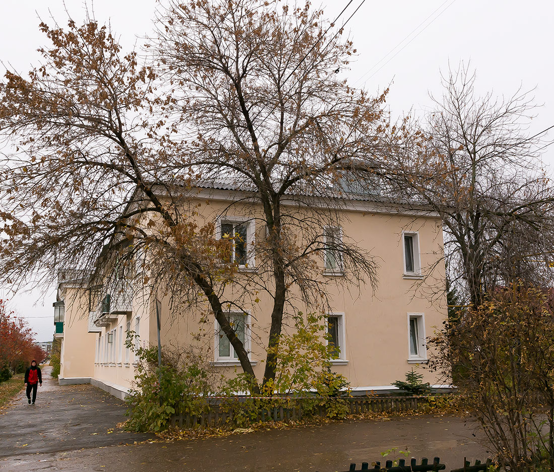 Oktjabrski, Улица Степана Кувыкина, 18