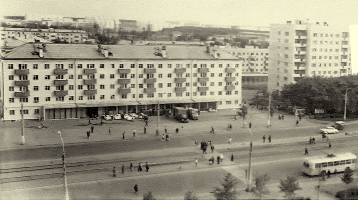 Уфа, Проспект Октября, 66; Проспект Октября, 64; Проспект Октября, 62/2