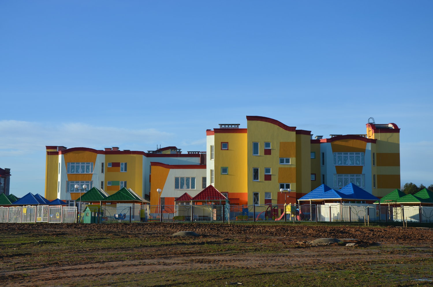 Островец, Улица 3 Липеня, 4