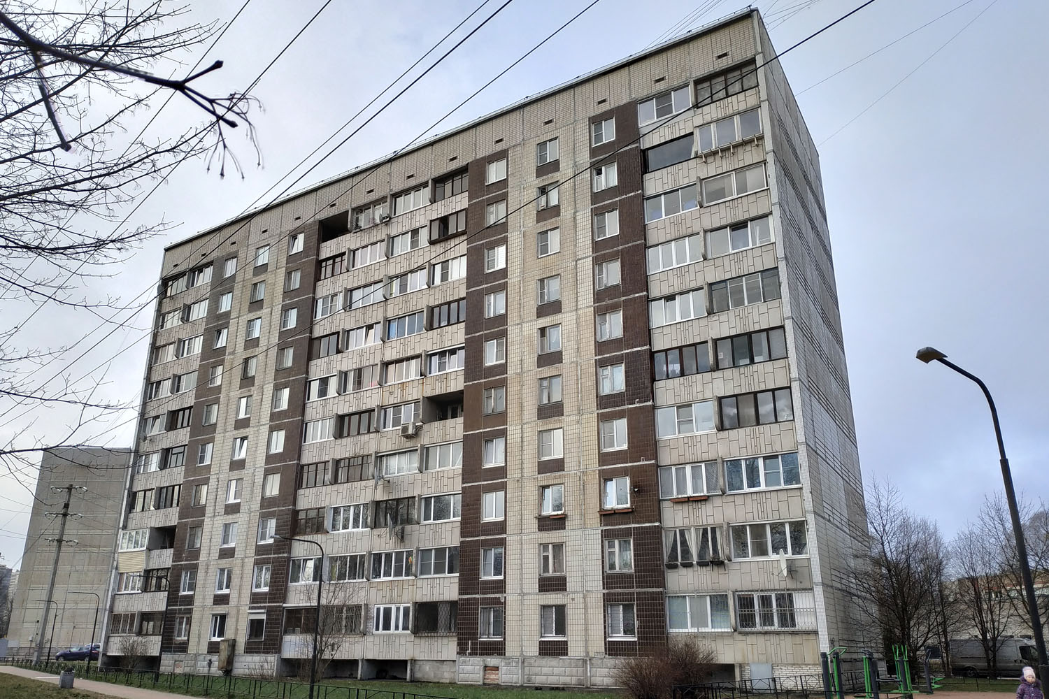 Мурино, Оборонная улица, 22
