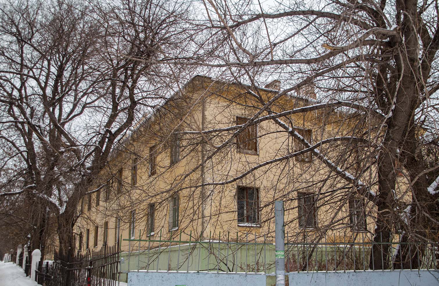 Ufa, Владивостокская улица, 4/1 Ufa, Владивостокская улица, 4/1