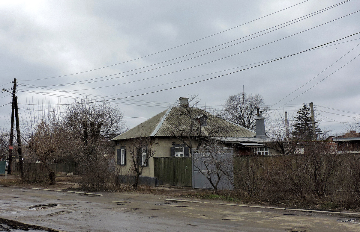 Харьков, Азербайджанская улица, 10 / Арматурная улица, 49