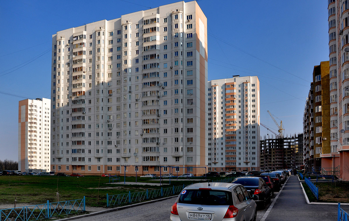 Курск, Проспект Победы, 30; Проспект Победы, 32