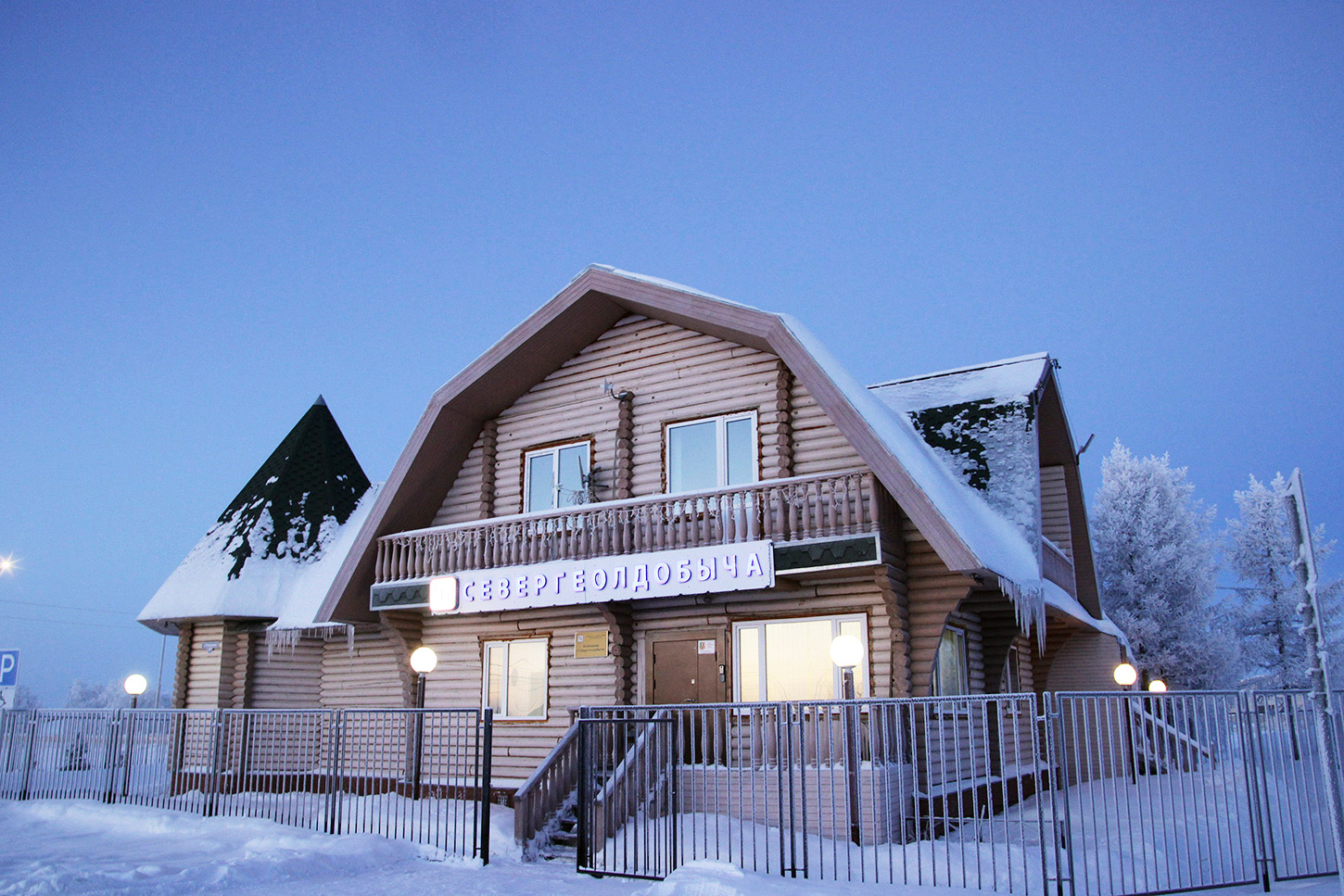 Искателей, Улица Россихина, 9А