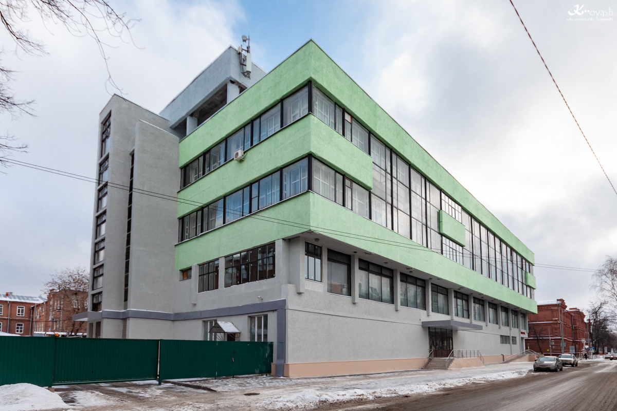 Kazan, Улица Толстого, 8 / Улица Максима Горького, 31