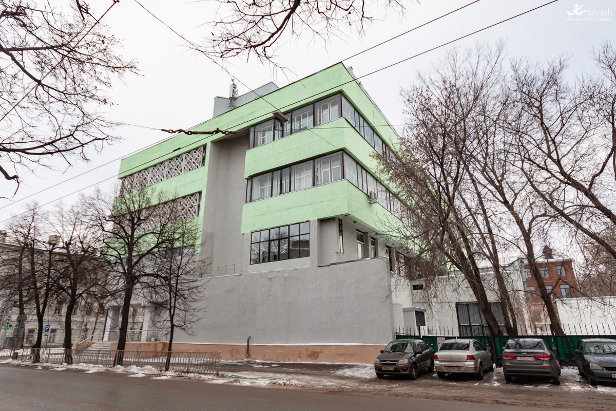 Казань, Улица Толстого, 8 / Улица Максима Горького, 31