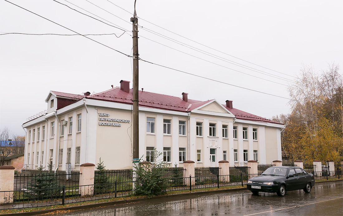 Oktyabrski, Комсомольская улица, 22/1