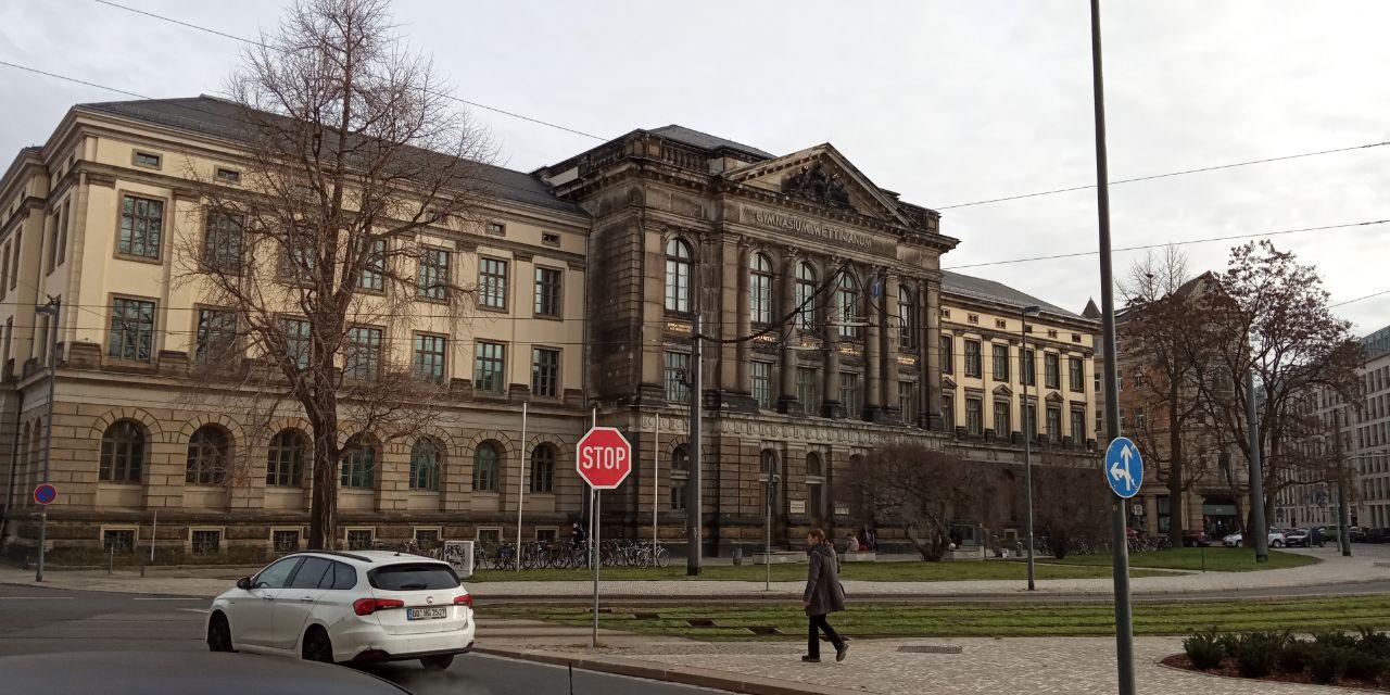 Дрезден, Wettiner Platz, 13