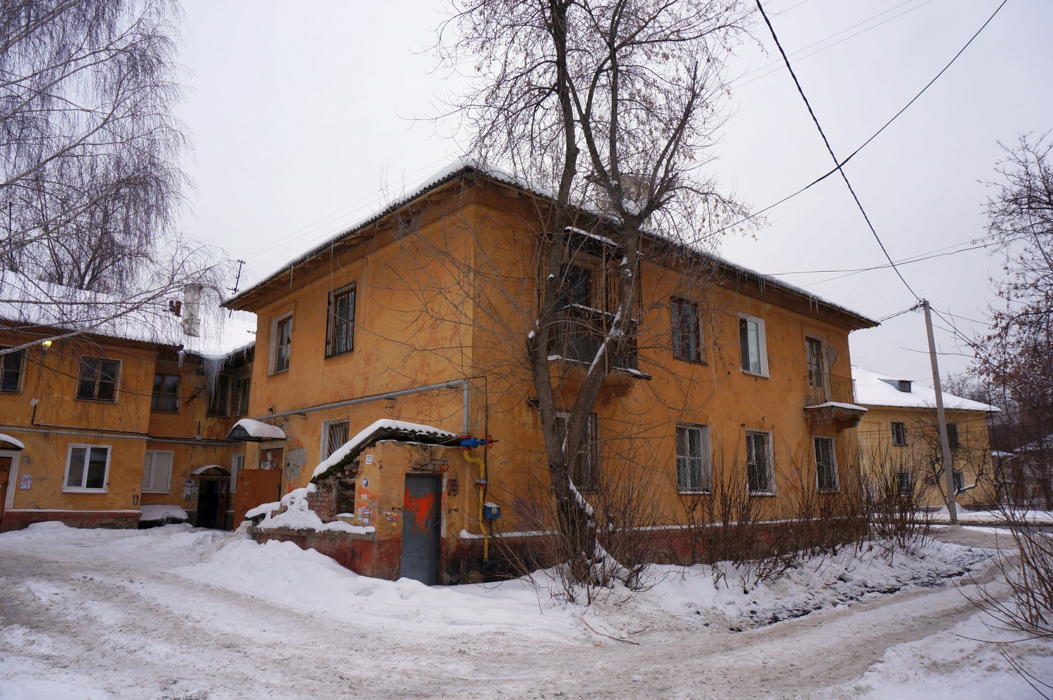 Пермь, Улица Папанинцев, 16