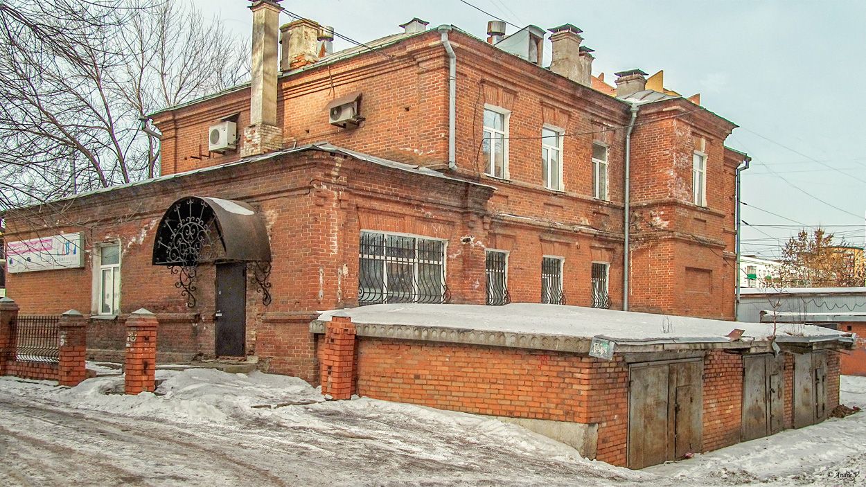 Уфа, Улица Ленина, 124 / Бульвар Ибрагимова, 40