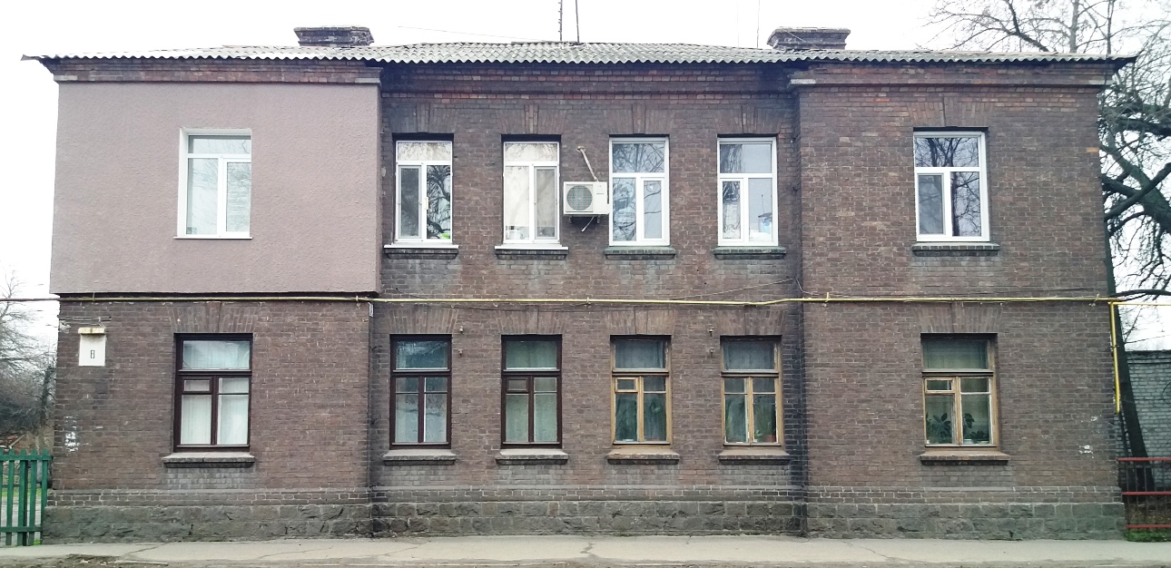 Кременчуг, улица Леонова, 8