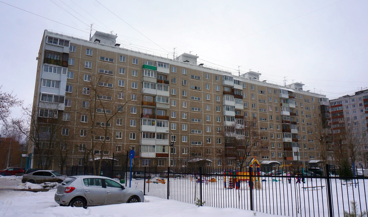 Пермь, Улица Комиссара Пожарского, 12; Парковый проспект, 30/2