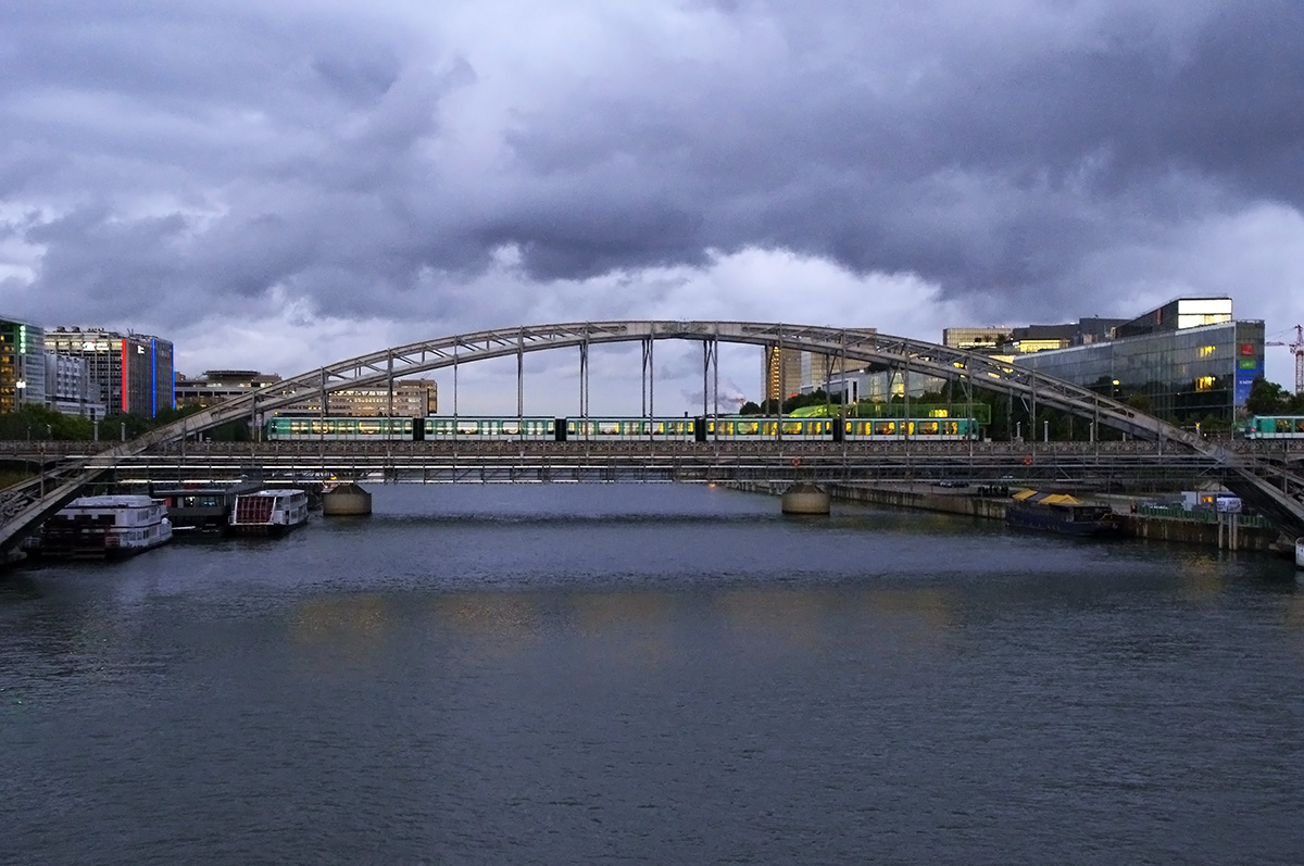 Paryż, Quai d'Austerlitz, 50