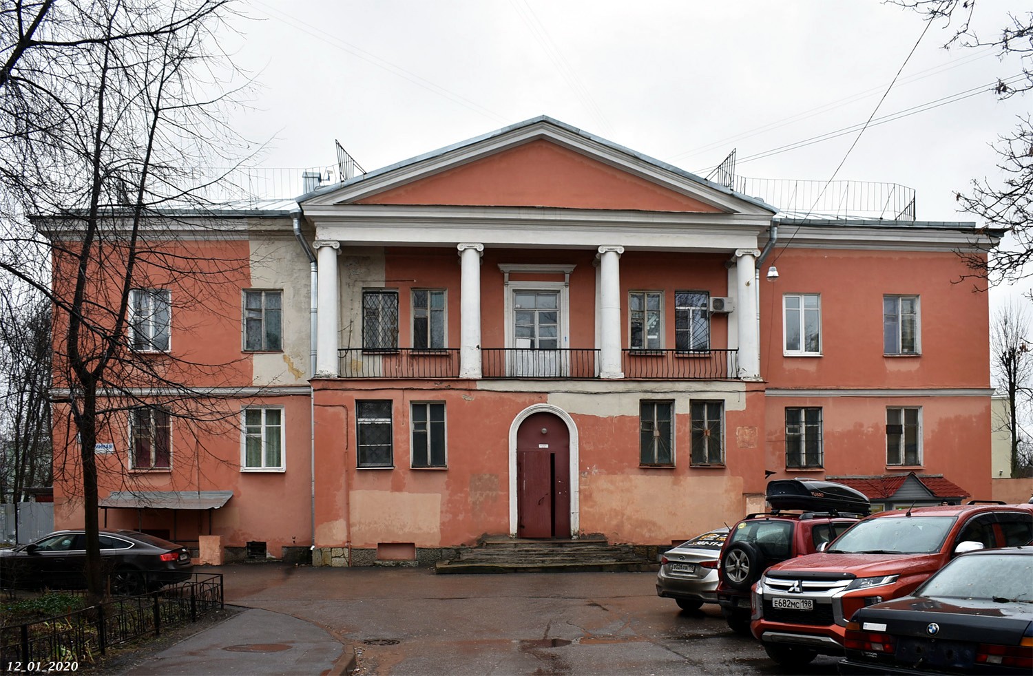 Petersburg, Турбинная улица, 12