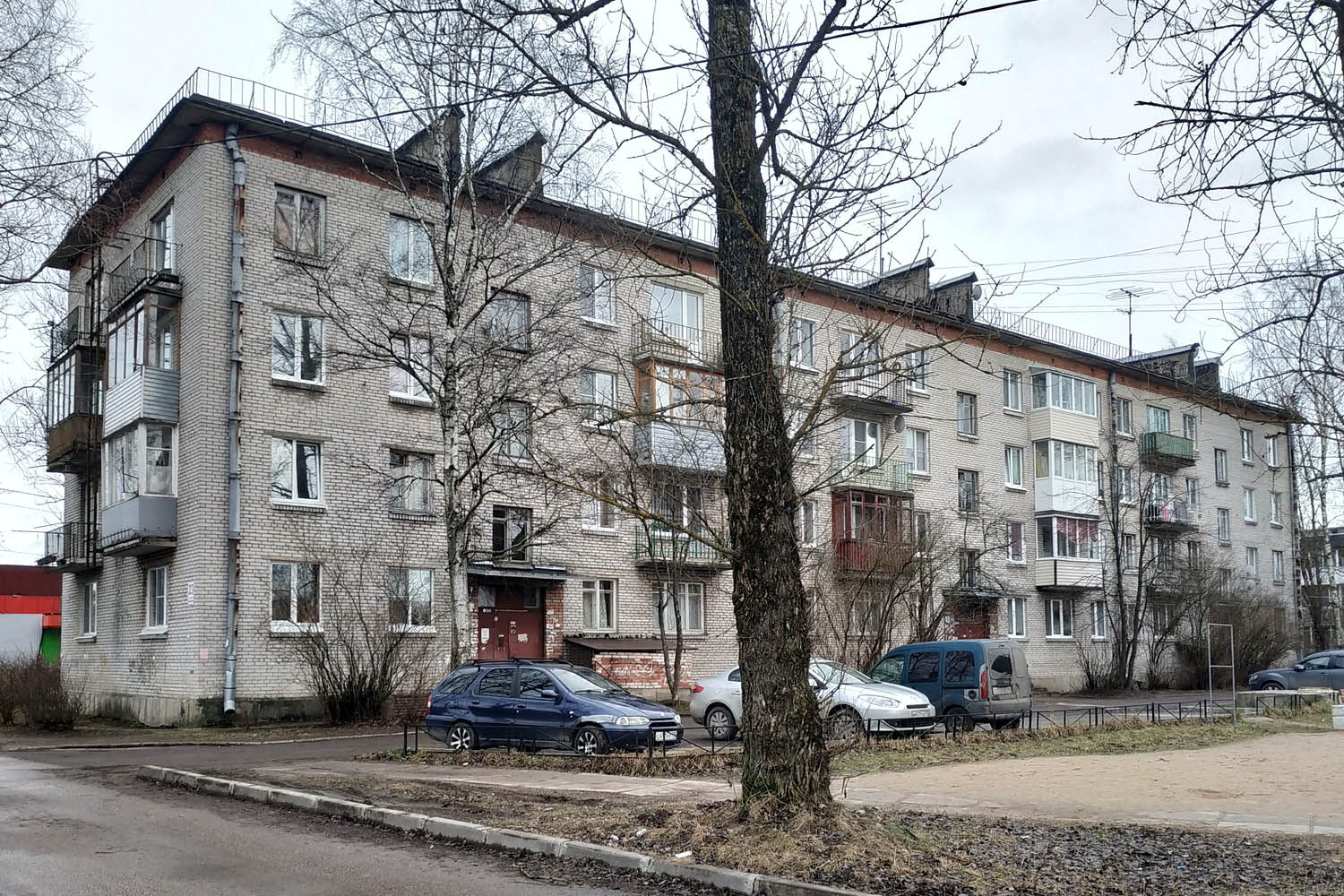 Красный Бор, Комсомольская улица, 23