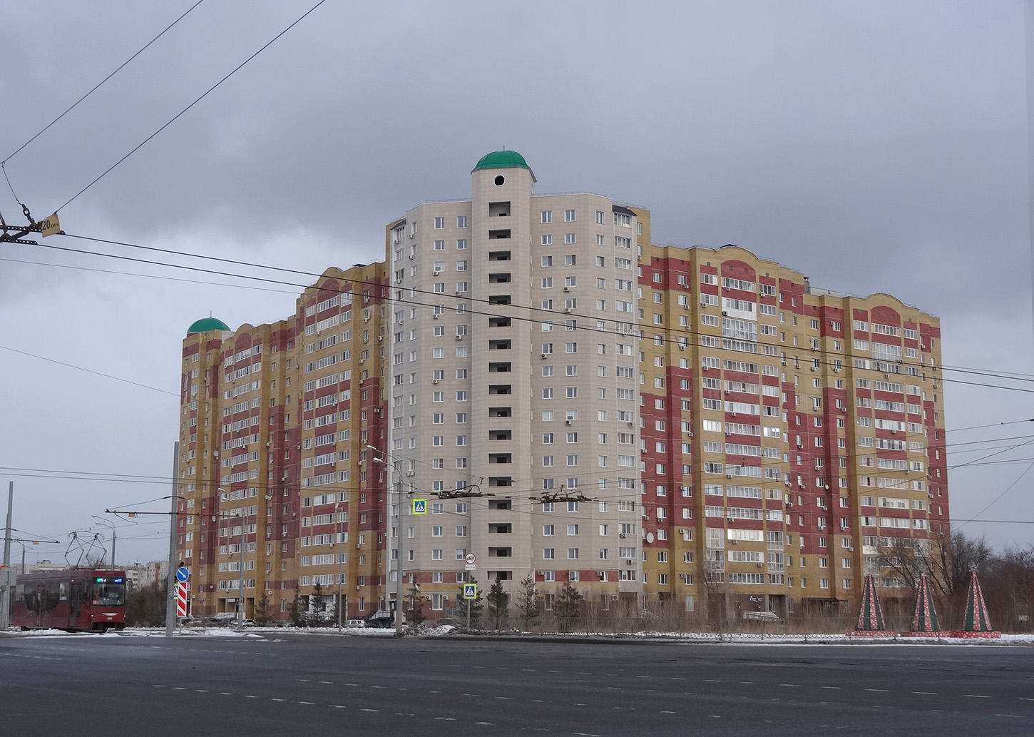 Kazan, Ягодинская улица, 25