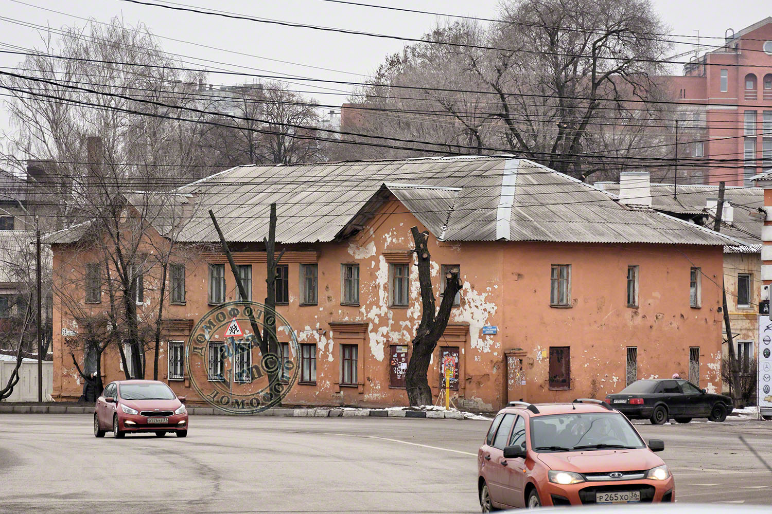 Воронеж, Улица 45 Стрелковой Дивизии, 24