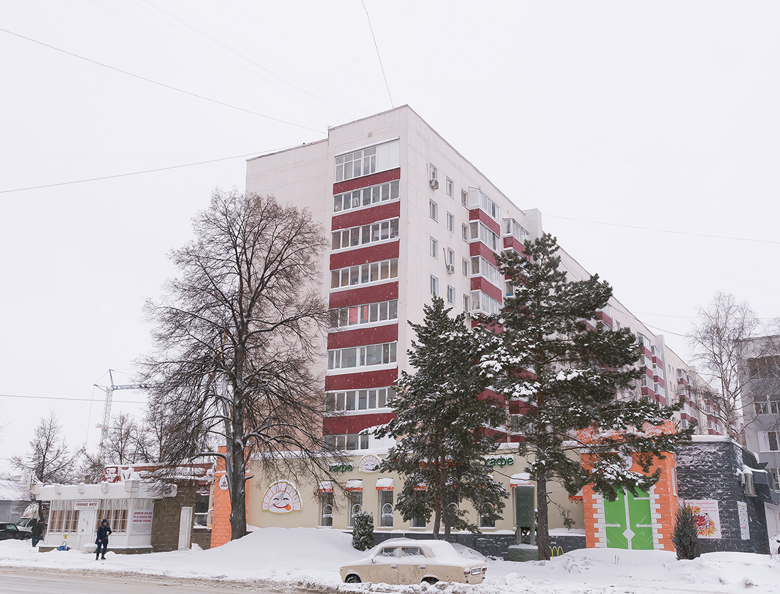 Уфа, Улица Аксакова, 7 / Улица Пушкина, 58