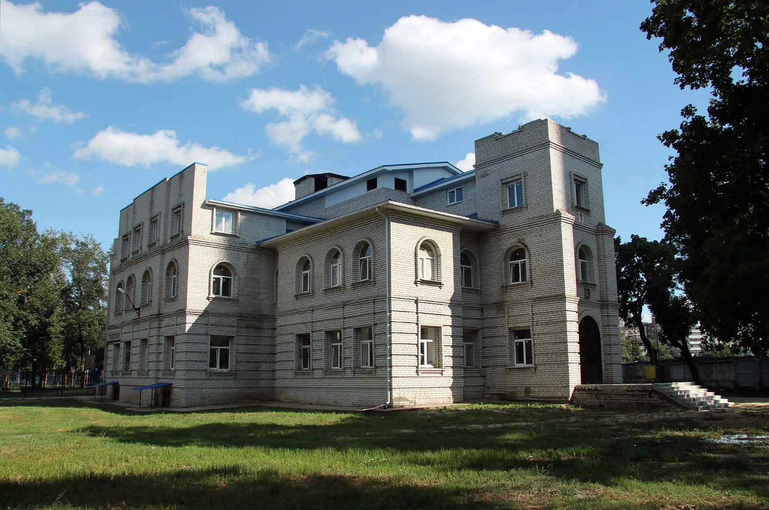 Воронеж, Улица Ворошилова, 1Б