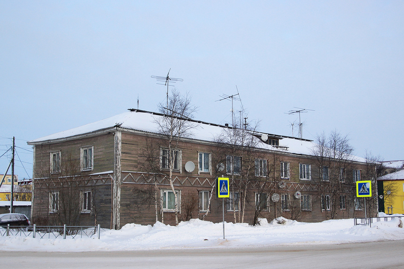 Naryan-Mar, Октябрьская улица, 13