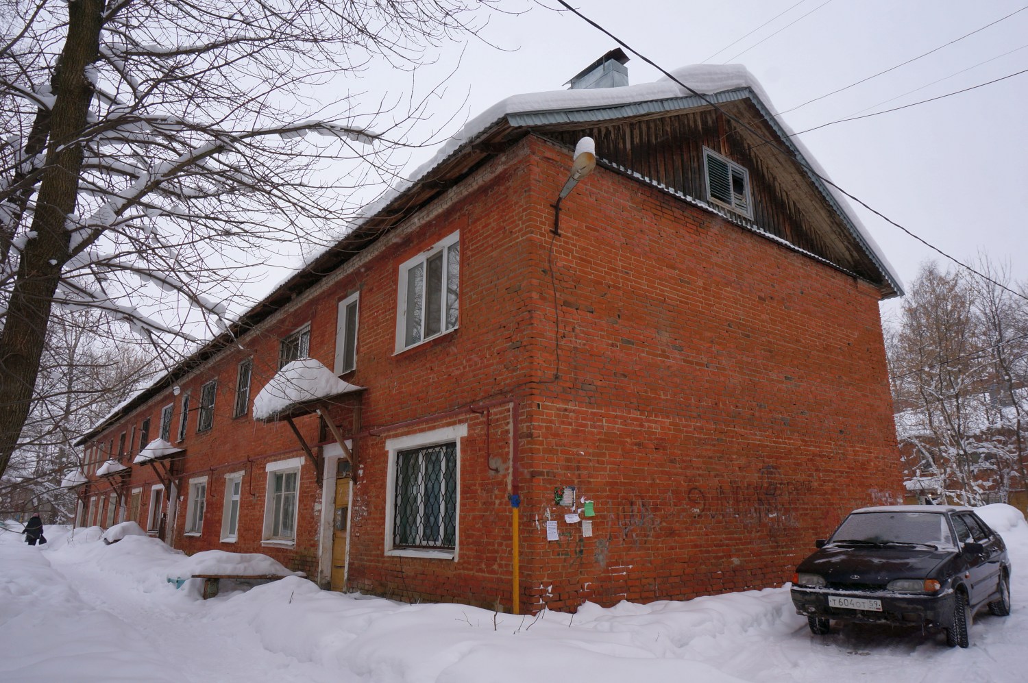 Пермь, Сергинская улица, 39 / Улица Лукоянова, 25